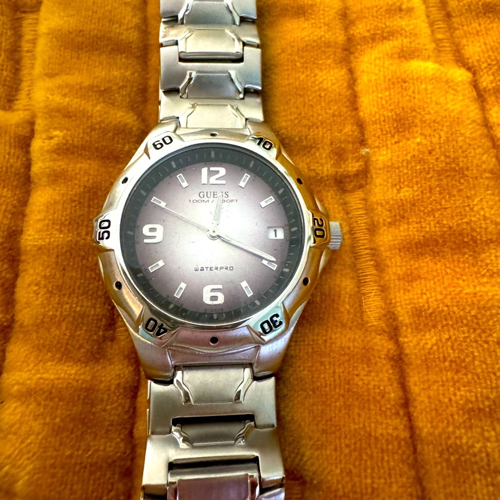 Guess Watch